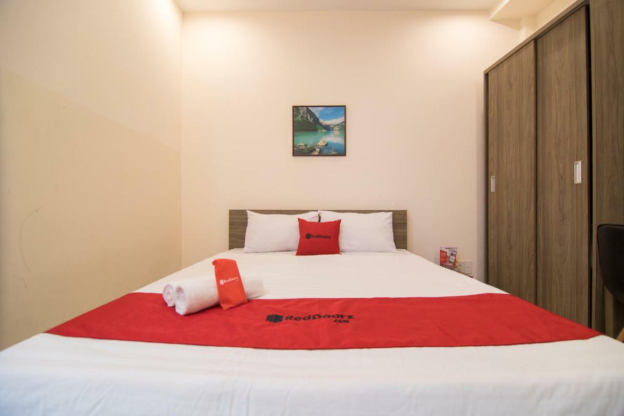 Reddoorz @ Hai Ba Trung Street Ho-Chi-Minh-Stadt Exterior foto