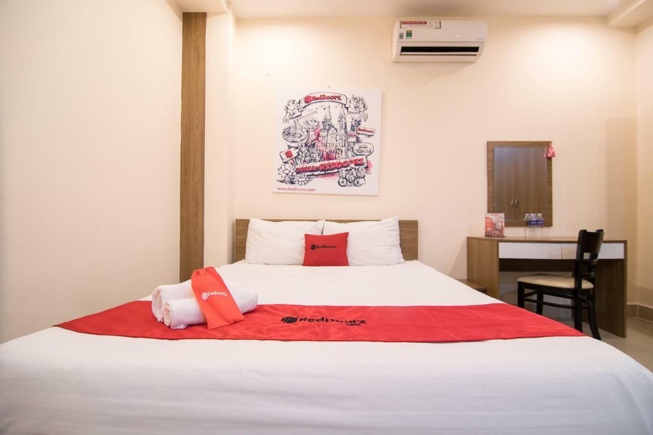 Reddoorz @ Hai Ba Trung Street Ho-Chi-Minh-Stadt Exterior foto